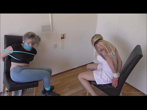 ❤️ Woledzera / womangidwa komanso wotsekeredwa / msungwana wovutika Zogonana zapamwamba zolaula ny.pornodil.ru